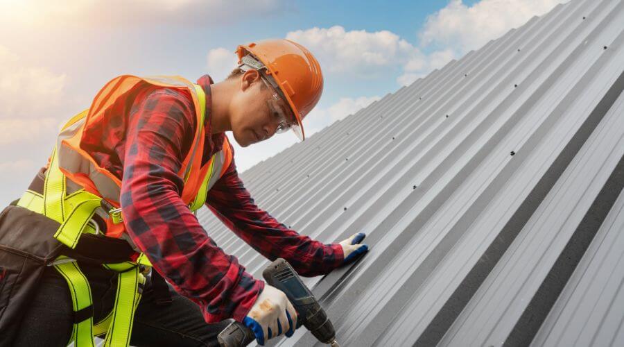 Professional Emergency Roof Repairs services in Grand Ledge, MI